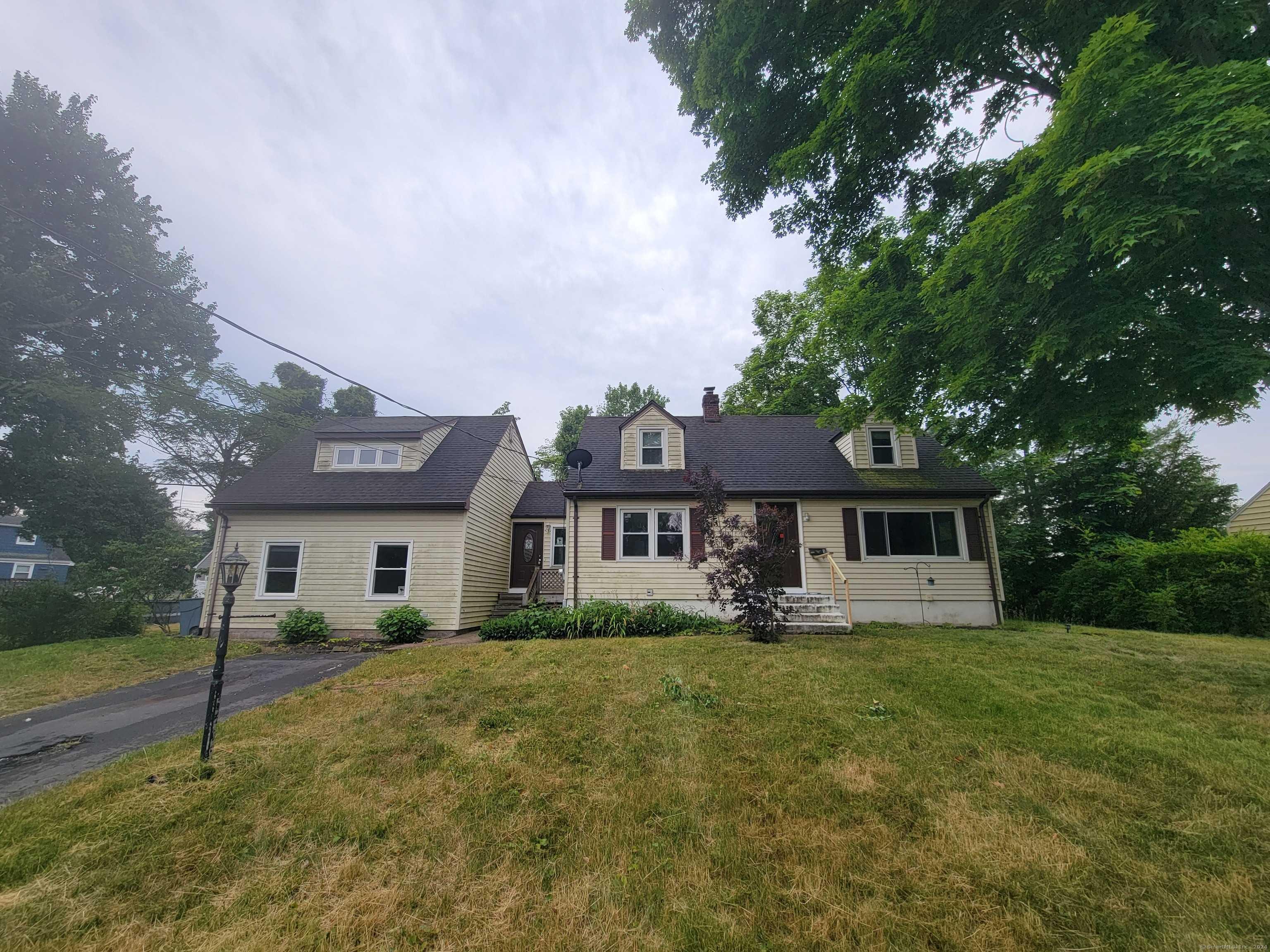 1 Frost, 24025747, North Haven, Single Family Home,  for sale, New England Realty Associates